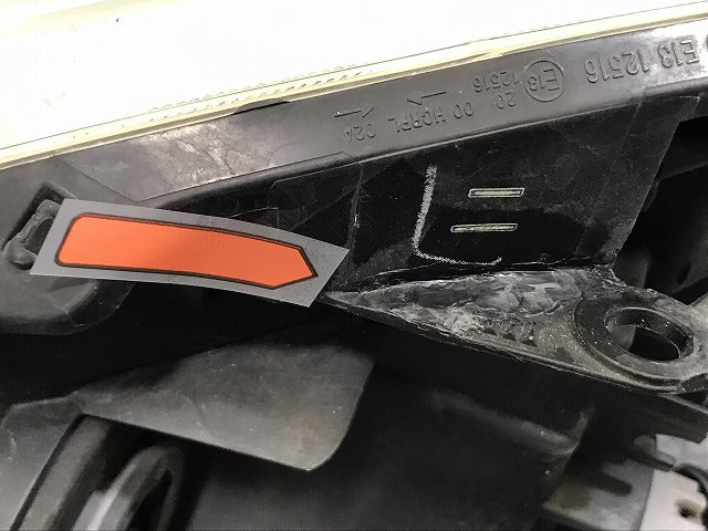 プリウス ZVW30 純正 前期 右 ヘッドライト ランプ LED レベライザー 刻印二 KOITO 47-30 81145-47241 トヨタ(130595)