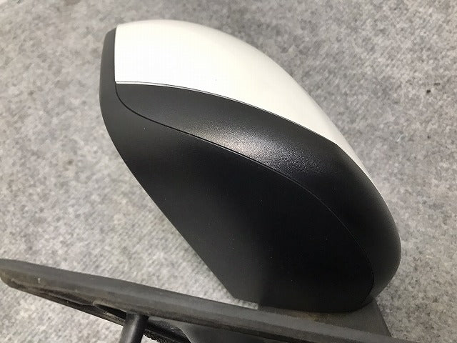 ミライース ピクシスエポック LA300S LA310S LA300A LA310A 純正 左 ドアミラー 9線 ウインカー付 ホワイト W09 ダイハツ(130604)