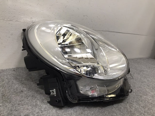 キャスト ピクシスジョイ LA250S LA260S LA250A LA260A 純正 右 ヘッドライト ハロゲン レベライザー 刻印H 100-69021 81130-B2600(130774)