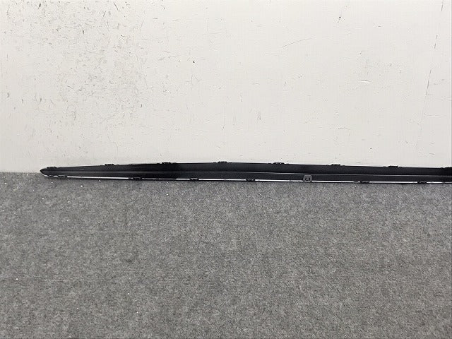 新品!Aクラス W176 AMG 純正 前期 左サイドステップ スカート シルモール A 176 698 00 62 A1766980062 シルバー メルセデスベンツ(130821)