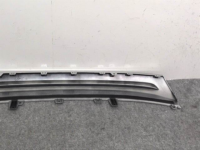 新車取り外し!ヴェゼル VEZEL RV3 RV4 RV5 RV6 純正 リア ガーニッシュ プロテクター ロアカバー 71562-3M0-N0 シルバー ホンダ(130861)