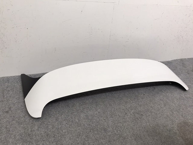 新車外し!ヴェゼル VEZEL RV3 RV4 RV5 RV6 純正 リアスポイラー ルーフスポイラー ウィング 74900-3M0 プラチナホワイト NH883P(130862)
