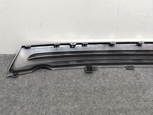 新車取り外し!ヴェゼル VEZEL RV3 RV4 RV5 RV6 純正 リア ガーニッシュ プロテクター ロアカバー 71562-3M0-N0 シルバー ホンダ(130865)