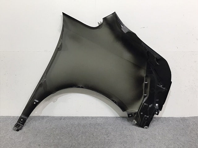 ヴォクシー/VOXY Z/ZS 70系/ZRR70W/ZRR75W 純正 左 フロント フェンダー ブラック 202 トヨタ(130954)