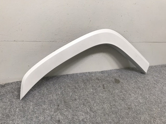 新車取り外し!ランドクルーザー/ランクル FJA300W/VJA300W 純正 右リア クォーター/オーバーフェンダー/フェンダーアーチモール 75605-60120 090(131004)