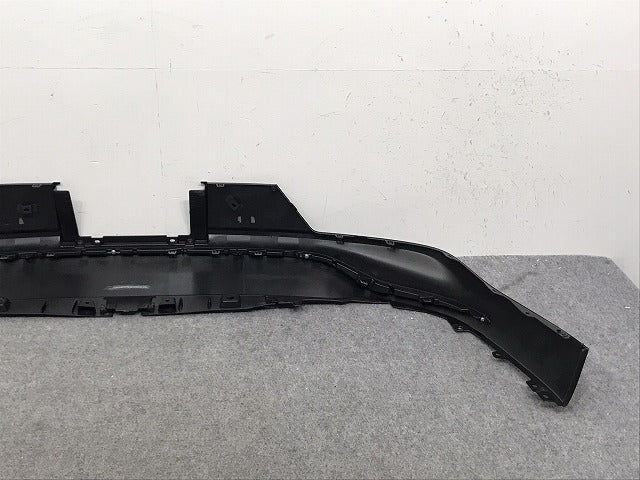 新車取り外し!クラウン/クロスオーバー TZSH35/AZSH35 純正 リア スポイラー 52169-30320/30 素地 トヨタ(131034)