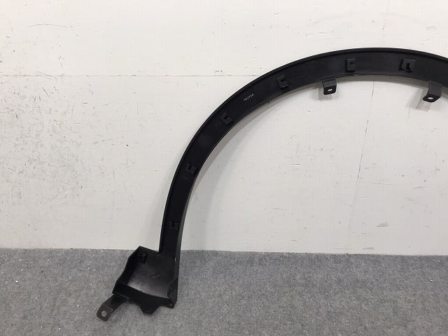 新車取り外し!クラウン/クロスオーバー TZSH35/AZSH35 純正 左 フロント フェンダーアーチモール/オーバーフェンダー 75602-30120 素地 トヨタ(131050)