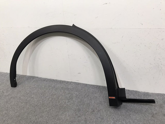 新車取り外し!クラウン/クロスオーバー TZSH35/AZSH35 純正 右 リア フェンダーアーチモール/オーバーフェンダー 75605-30210 素地 トヨタ(131051)