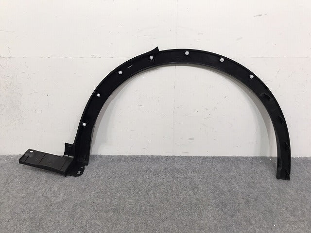 新車取り外し!クラウン/クロスオーバー TZSH35/AZSH35 純正 右 リア フェンダーアーチモール/オーバーフェンダー 75605-30210 素地 トヨタ(131051)