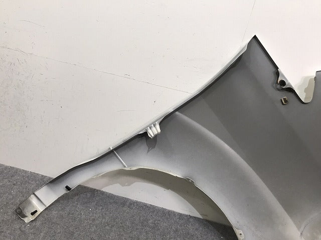 アルファード/AX/MX 10 系/ANH10W/ANH15W/MNH10W/MNH15W 純正 左 フロント フェンダー ホワイト パール 042 or 070 トヨタ(131075)