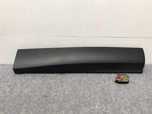 新車取り外し!クラウン/クロスオーバー TZSH35/AZSH35 純正 右 リア ドア サイドパネル/アンダーパネル 75077-30030 素地 トヨタ(131122)