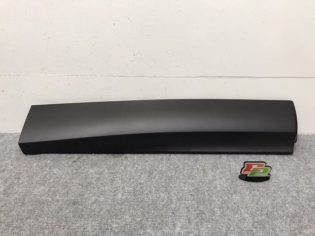 新車取り外し!クラウン/クロスオーバー TZSH35/AZSH35 純正 右 リア ドア サイドパネル/アンダーパネル 75077-30030 素地 トヨタ(131126)
