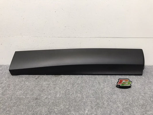 新車取り外し!クラウン/クロスオーバー TZSH35/AZSH35 純正 右 リア ドア サイドパネル/アンダーパネル 75077-30030 素地 トヨタ(131126)