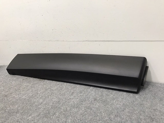 新車取り外し!クラウン/クロスオーバー TZSH35/AZSH35 純正 右 リア ドア サイドパネル/アンダーパネル 75077-30030 素地 トヨタ(131126)