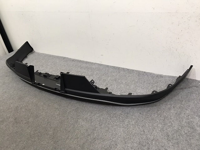 新車取り外し!クラウン/クロスオーバー TZSH35/AZSH35 純正 リア スポイラー/ディフューザー 52169-30320/30 素地 トヨタ(131127)