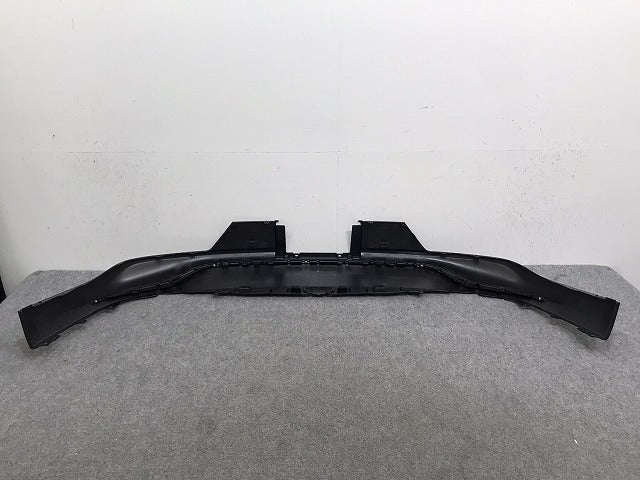 新車取り外し!クラウン/クロスオーバー TZSH35/AZSH35 純正 リア スポイラー/ディフューザー 52169-30320/30 素地 トヨタ(131128)