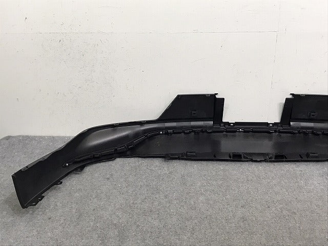 新車取り外し!クラウン/クロスオーバー TZSH35/AZSH35 純正 リア スポイラー/ディフューザー 52169-30320/30 素地 トヨタ(131128)