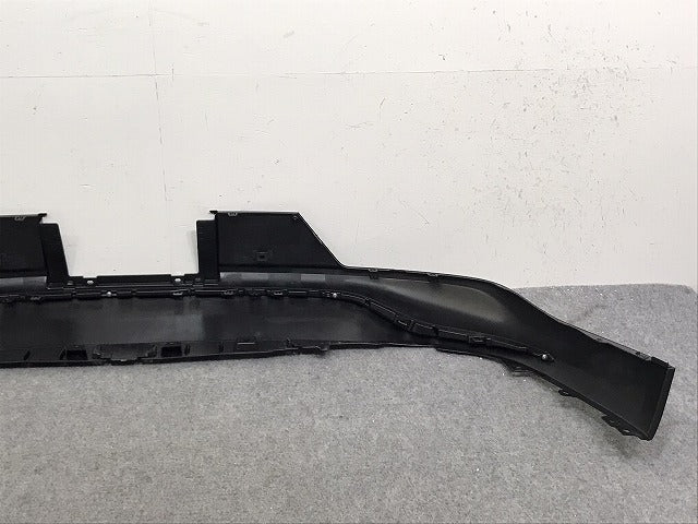 新車取り外し!クラウン/クロスオーバー TZSH35/AZSH35 純正 リア スポイラー/ディフューザー 52169-30320/30 素地 トヨタ(131128)