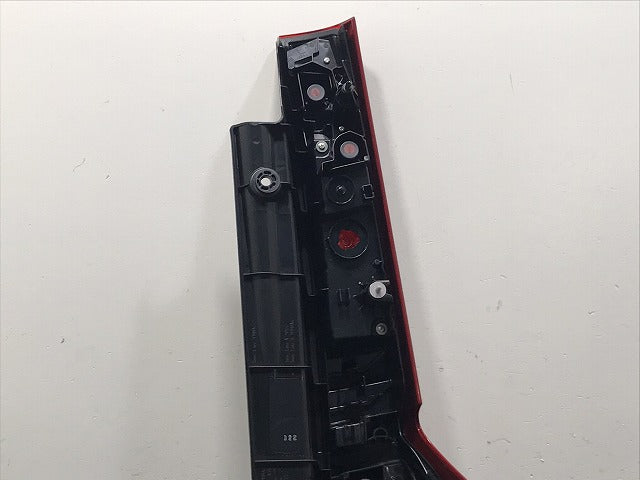 ルーミー トール ジャスティ(前期) M900A M910A M900S M910S M900F M910F 純正 左 テールランプ ライト LED 刻印F KOITO 220-69044(131156)