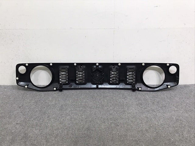 ジムニー ジムニーシエラ JB64W JB74W 純正 フロント グリル ラジエーターグリル 72111-78R0 素地 スズキ(131211)