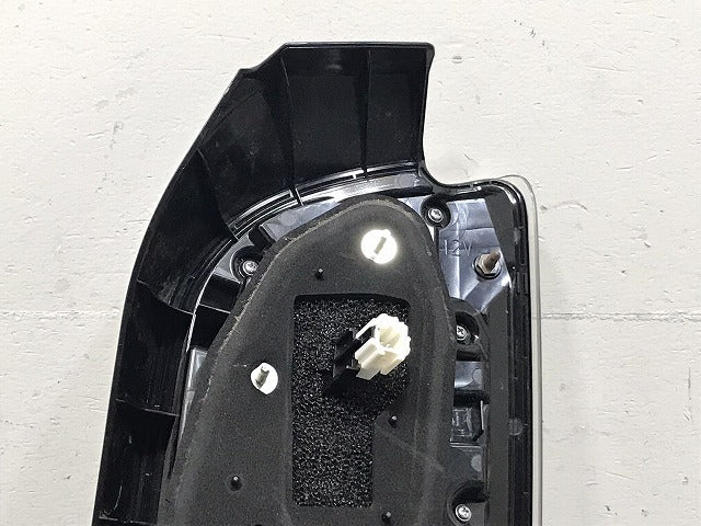 N-ONE NONE Nワン エヌワン JG3 JG4 純正 左 テールランプ ライト レンズ LED 刻印T ICHIKOH D245 33550-T82-J120-M1 ホンダ(131225)
