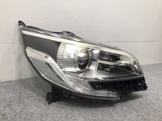 デイズルークス/ハイウェイスター/ekスペースカスタム B21A/B11A 純正 前期 右 ヘッドライト/ランプ キセノン HID レベライザー KOITO 100-67053 日産(131284)