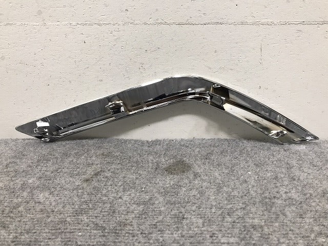 新車取り外し!アルファード/Z 40系/AGH40W/AGH45W 純正 左 フロント フォグランプメッキガーニッシュ 52713-V2030 トヨタ(131289)