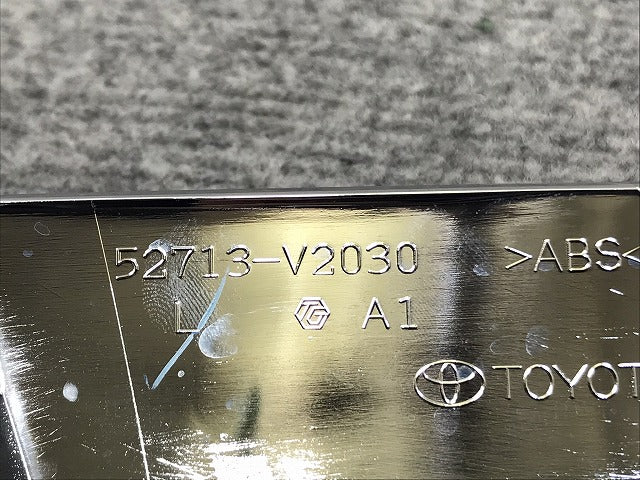 新車取り外し!アルファード/Z 40系/AGH40W/AGH45W 純正 左 フロント フォグランプメッキガーニッシュ 52713-V2030 トヨタ(131289)