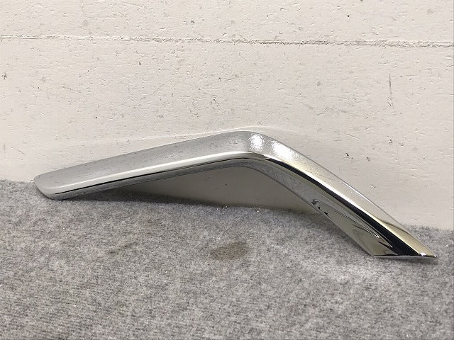 新車取り外し!アルファード/Z 40系/AGH40W/AGH45W 純正 右 フロント フォグランプメッキガーニッシュ 52712-V2040 トヨタ(131290)