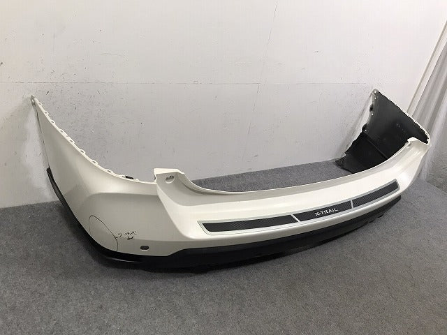 エクストレイル/X-TRAIL T32/NT32/HT32/HNT32 純正 後期 リア バンパー 85022 6FR0H ブリリアントホワイトパール QAB 日産(131377)