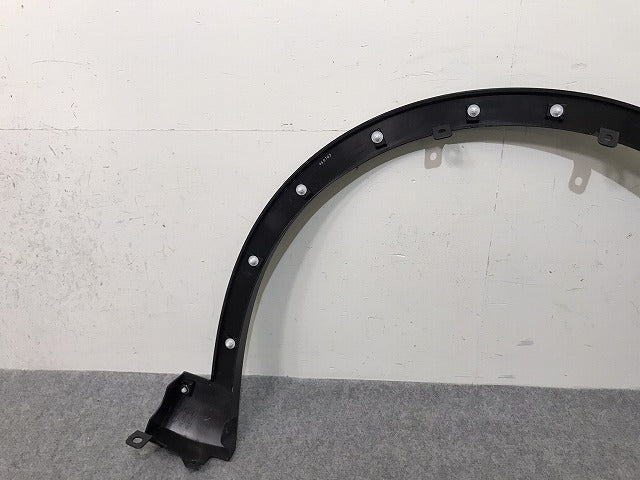 新車取り外し!クラウン/クロスオーバー TZSH35/AZSH35 純正 左フロント フェンダーアーチモール/オーバーフェンダー 75602-30120 素地 トヨタ(131414)