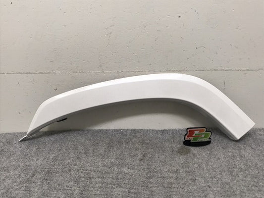 新車外し!ランドクルーザー/ランクル FJA300W/VJA300W 純正 左リア フェンダーアーチモール/オーバーフェンダー 75078-60060 プレシャスホワイトパール 090(131418)
