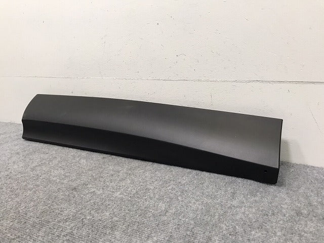新車取り外し!クラウン/クロスオーバー TZSH35/AZSH35 純正 左 リア ドア サイドパネル/アンダーパネル 75078-30030 素地 トヨタ(131430)