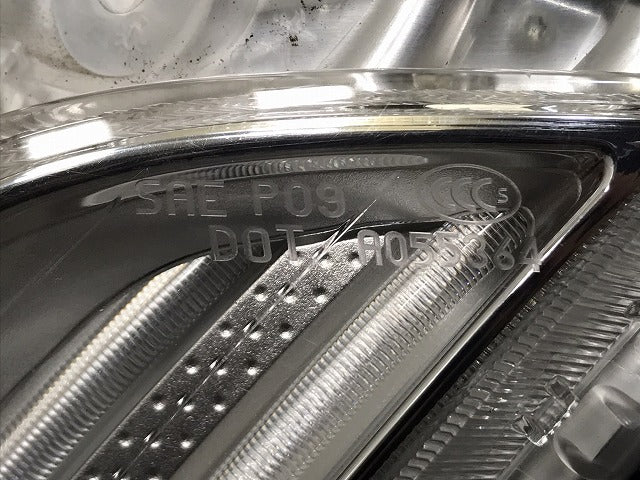 S60 V60 FB系 2011-2012 純正 左 フォグランプ フォグライト LED VALEO A055364 89091133 ボルボ(131453)