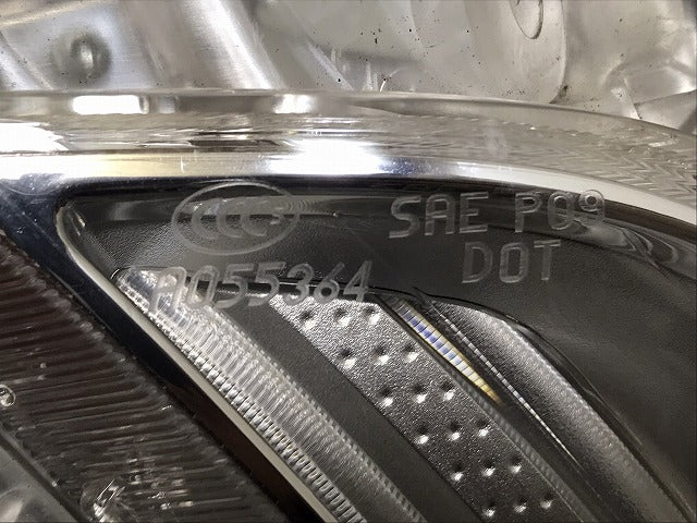 S60 V60 FB系 2011-2012 純正 右 フォグランプ フォグライト LED VALEO A055364 89091135 ボルボ(131454)