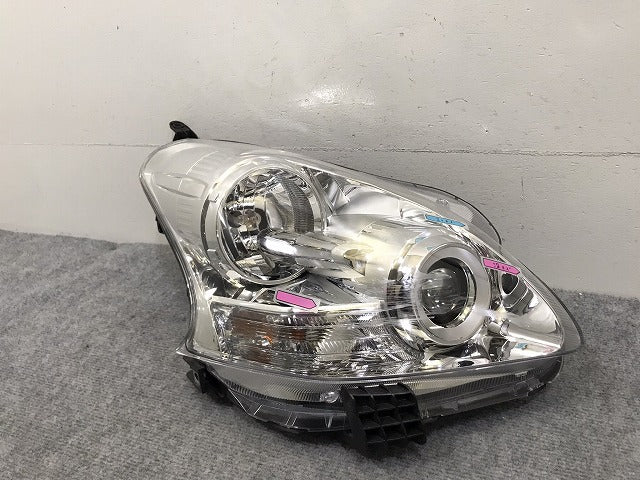 ラクティス NCP100 NCP105 SCP100 純正 後期 右 ヘッドライト ランプ ハロゲン レベライザー 刻印J ICHIKOH 52-189 トヨタ(131498)