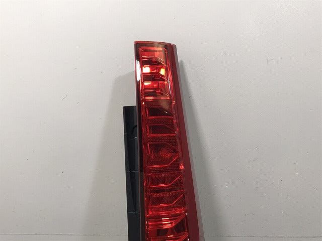 ルーミー トール ジャスティ(前期) M900A M910A M900S M910S M900F M910F 純正 右 テールランプ LED KOITO 220-69044 81551-B1160(131521)