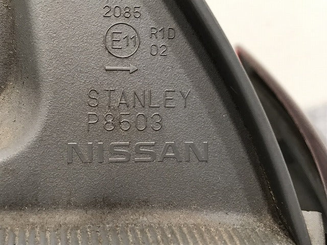 エルグランド ハイウェイスター E52/PE52/PNE52/TE52/TNE52 純正 前期 右 テールランプ/ライト/レンズ ハロゲン STANLEY P8503 日産(131569)
