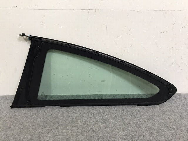 新品!4シリーズ F32 2013-2020 純正 右リア ドア ガラス 43R-001025 51377433346 BMW(131601)