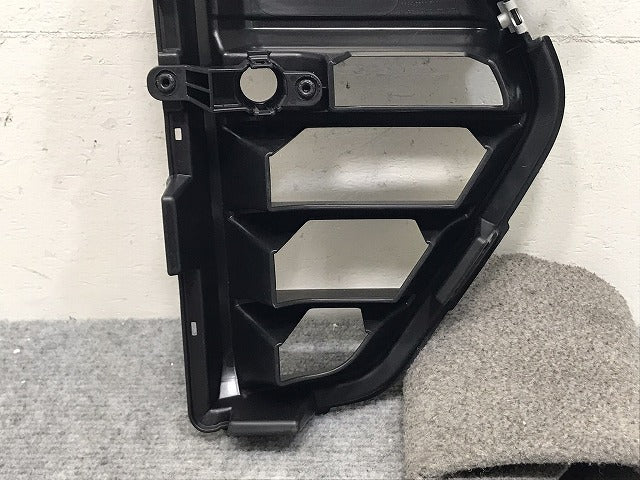 新品!キャラバン NV350 E26 純正 後期 左 フロント フォグカバー/フォグランプカバー/バンパーホールカバー 62257 5YJ0B 素地 日産(131629)