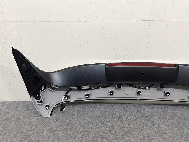 新車外し!ヴェゼル VEZEL RV3 RV4 RV5 RV6 純正 リア スポイラー ルーフスポイラー ウィング ストップランプ付 74900-3M0 NH883P(131651)