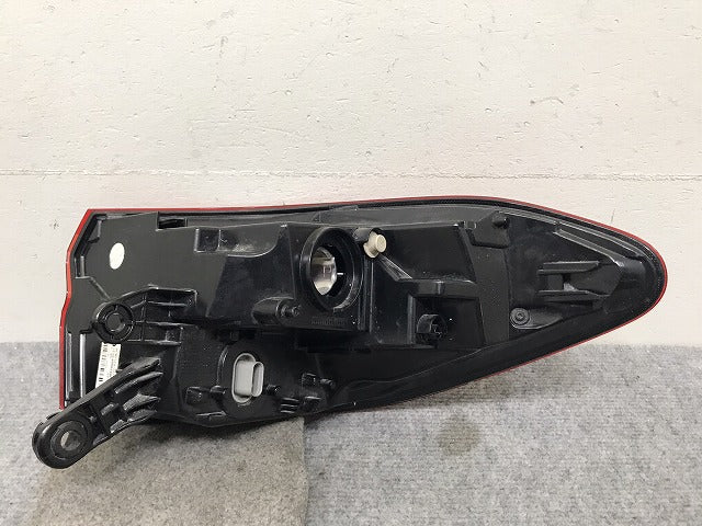 X2 シリーズ F39 純正 左 テールランプ ライト レンズ LED F03687000F BMW(131735)