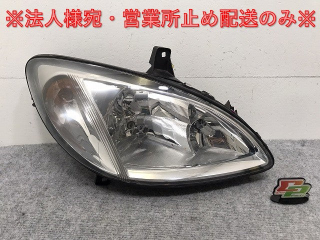 ビアノ VIANO W639 純正 右 ヘッドライト ランプ ハロゲン 刻印D 246 724-00 メルセデスベンツ(131799)