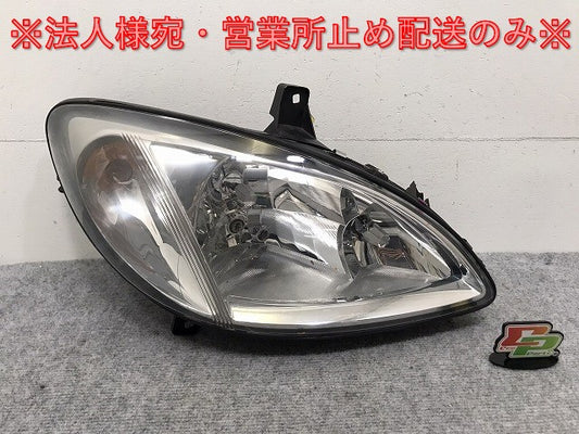 ビアノ VIANO W639 純正 右 ヘッドライト ランプ ハロゲン 刻印D 246 724-00 メルセデスベンツ(131799)