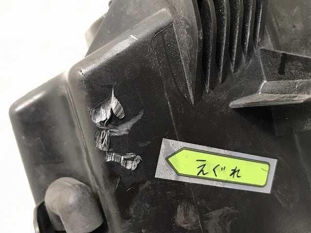 ビアノ VIANO W639 純正 右 ヘッドライト ランプ ハロゲン 刻印D 246 724-00 メルセデスベンツ(131799)