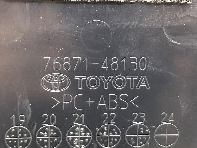 新車外し!ハリアー S/G 80系/MXUA80/MXUA85/AXUH80/AXUH85 純正 リア スポイラー/ルーフスポイラー/ウィング 76871-48130 ブラック 202(131820)