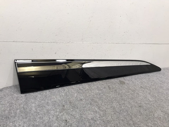 美品!クラウン/クロスオーバー TZSH35/AZSH35 純正 右フロント サイドドアガーニッシュ/ドアカバー 75731-30611/30620/30630 ブラック ソリッド(131827)