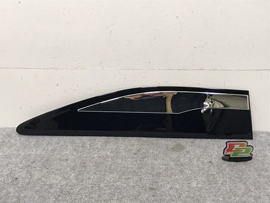 美品!クラウン/クロスオーバー TZSH35/AZSH35 純正 右リア サイドドアガーニッシュ/ドアカバー 75741-30611/30620/30630 ブラック ソリッド トヨタ(131829)