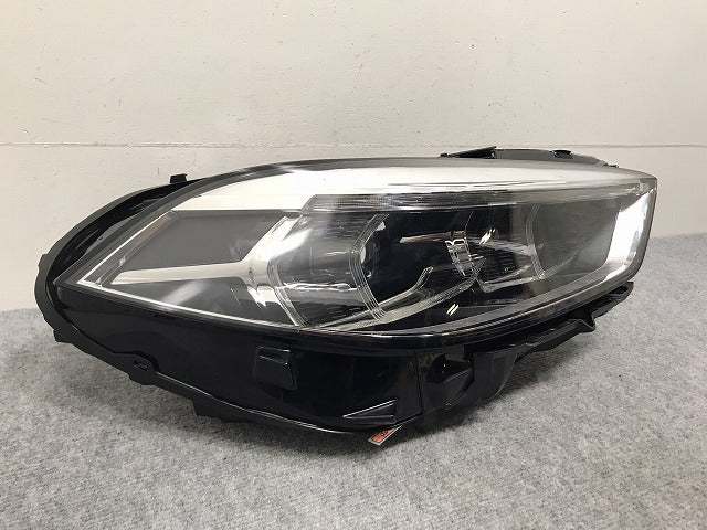 ジャンク!1シリーズ F40 純正 右 ヘッドライト ランプ LED 63.11-9482810-09 90177959ZR09 BMW(131860)