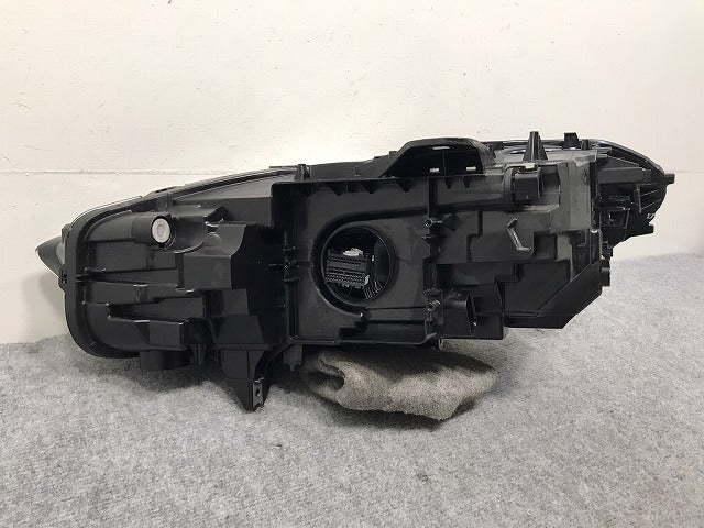 ジャンク!1シリーズ F40 純正 右 ヘッドライト ランプ LED 63.11-9482810-09 90177959ZR09 BMW(131860)